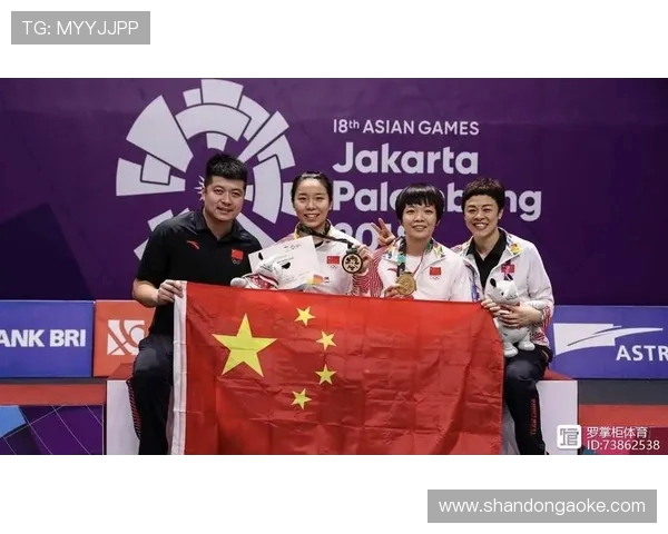 上海羽毛球队配合问题引发热议球迷对战术与默契的不同看法