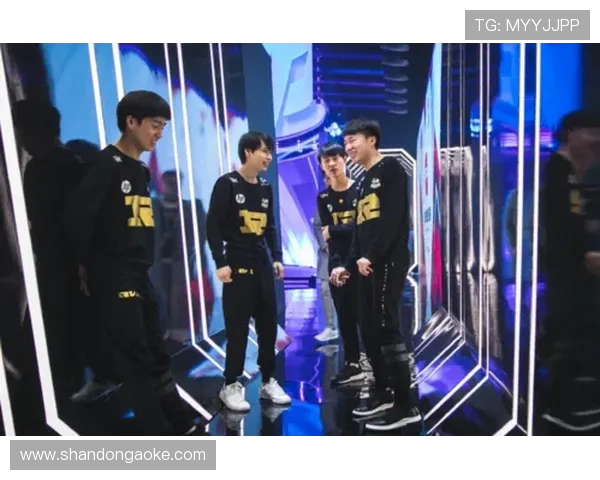 最新英雄联盟战队排名揭晓RNG强势领跑TOP10榜单分析